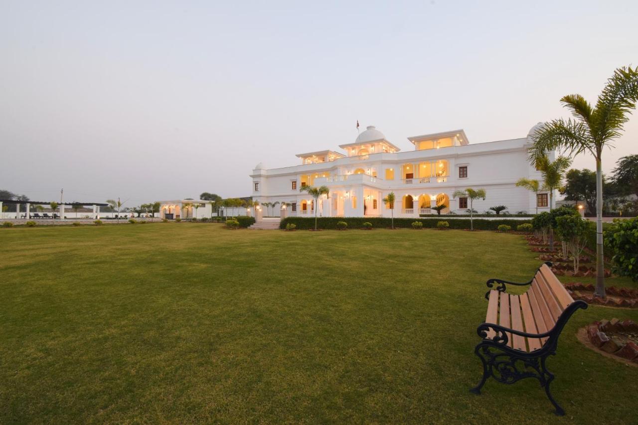 Umaid Farm Resort- A Legancy Vintage Stay In Jaipur Buitenkant foto