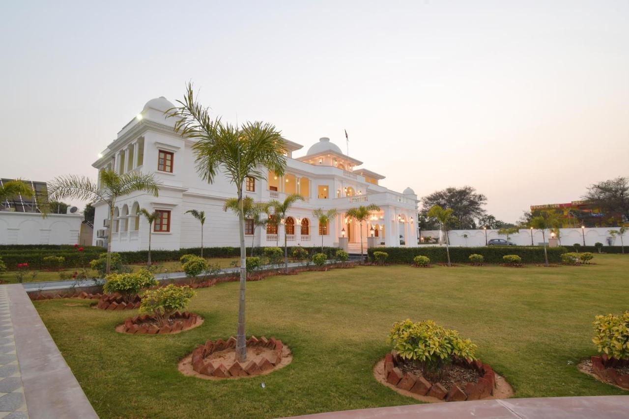 Umaid Farm Resort- A Legancy Vintage Stay In Jaipur Buitenkant foto