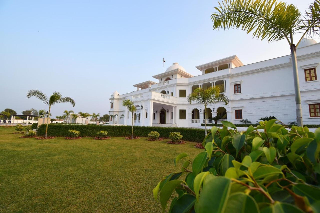 Umaid Farm Resort- A Legancy Vintage Stay In Jaipur Buitenkant foto