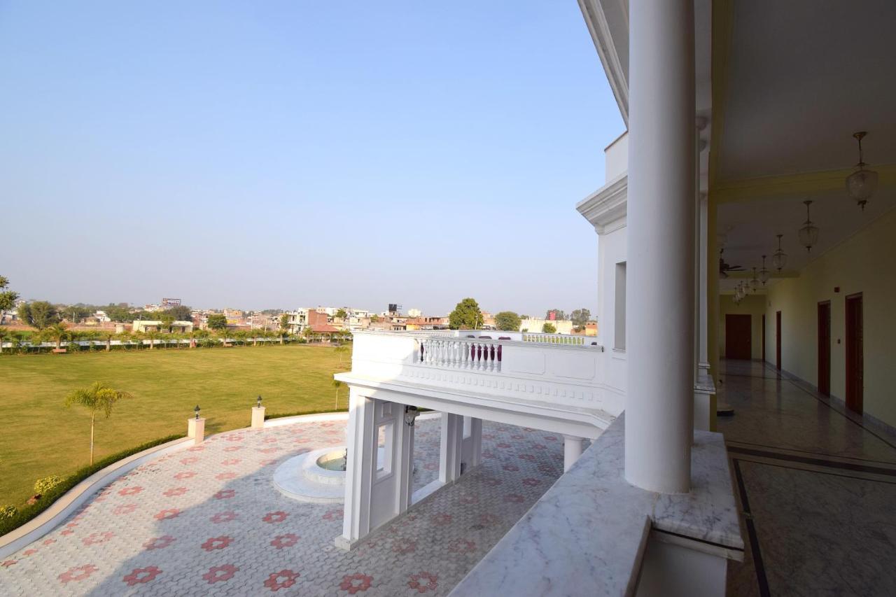 Umaid Farm Resort- A Legancy Vintage Stay In Jaipur Buitenkant foto